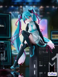 FuRyu Hatsune Miku × MTV 1/7 Scale Figure - Hatsune Miku - photo 4