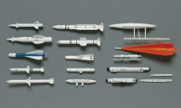 [X72-4] 1:72 U.S. AIRCRAFT WEAPONS IV 2