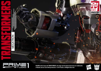 Premium Masterline Transformers: Generation 1 Megatron 3