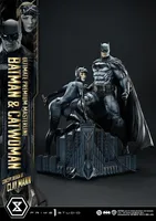 Prime 1 Studio Ultimate Premium Masterline Batman (Comics) Batman & Catwoman (Concept Design by CLAY MANN)		 - DC Comics - photo 31