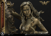 Museum Masterline Wonder Woman (Film) Wonder Woman on HorseBack Gold Version 25