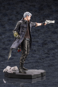 ARTFX J Nero 4