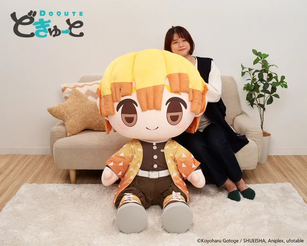 SQUARE ENIX Demon Slayer Super Big Plush - Zenitsu Agatsuma by DOQUTE - Demon Slayer: Kimetsu no Yaiba