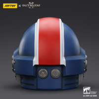 Ultramarines Lieutenant Titus' MKX Helmet 13