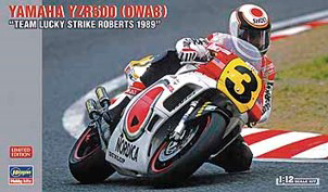 1/12  YAMAHA YZR500 (0WA8) "TEAM LUCKY STRIKE ROBERTS 1989"