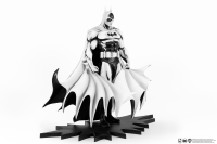 SDCC 2024 DC HEROES : Batman B&W PX PVC 1/8 Statue 9