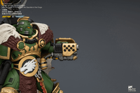 Salamanders Vulkan He'stan, the Forgefather with the Spear of Vulkan and the Gauntlet of the Forge 21
