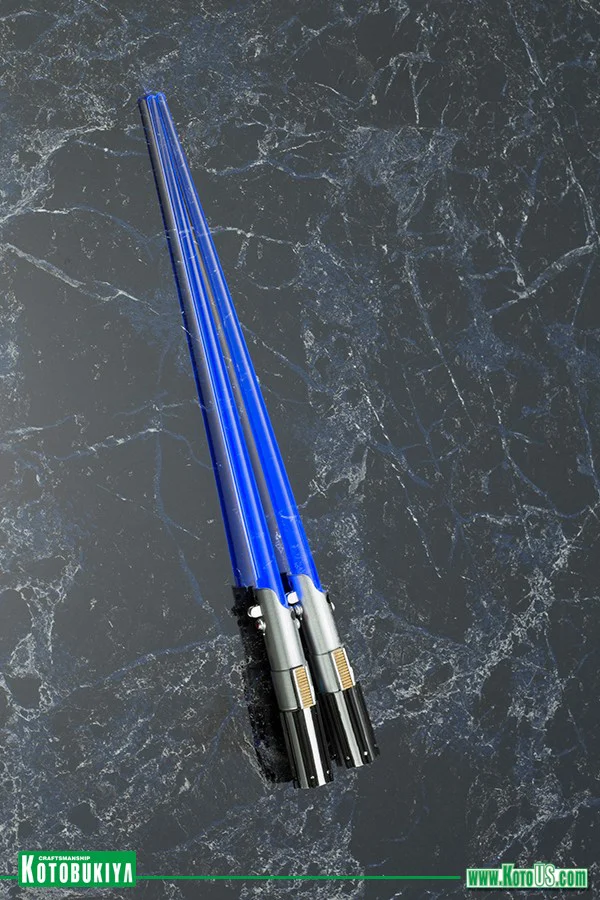 KOTOBUKIYA STAR WARS CHOPSTICKS REY LIGHT UP VER. - Star Wars