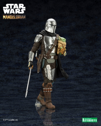 ARTFX+ MANDALORIAN & GROGU with Beskar Staff 5