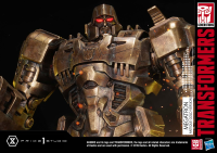 Premium Masterline Transformers: Generation 1 Megatron Antique Gold Version 37