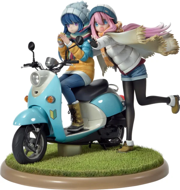 Prime 1 Studio PRISMA WING Laid-Back Camp Nadeshiko Kagamihara & Rin Shima 1/7 Scale Pre-Painted Figure - Laid-Back Camp