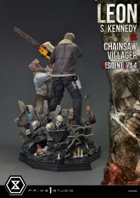 Ultimate Premium Masterline Resident Evil 4 Leon S. Kennedy versus Chainsaw Villager 34