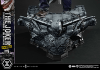 Ultimate Premium Masterline Batman (Comics) The Joker (Concept Design by Lee Bermejo) Deluxe	 10