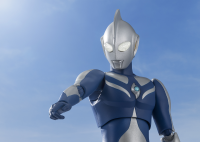 ULTRAMAN COSMOS LUNA MODE "ULTRAMAN COSMOS", TAMASHII NATIONS S.H.Figuarts 4