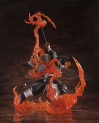 TANJIRO KAMADO KYOJURO RENGOKU'S SWORD GUARD ver. "Demon Slayer: Kimetsu no Yaiba", TAMASHII NATIONS FiguartsZERO 4