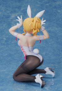 Kiri Izumi: White Bunny Ver. 6