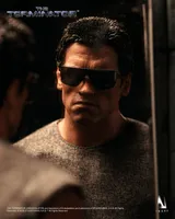 Queen Studios INART – The Terminator  -  T-800 1/6 Collectible Figure - The Terminator - photo 9