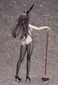 FREEing Alina Clover: Bunny Ver. - I May Be a Guild Receptionist, but I'll Solo Any Boss to Clock Out on Time - photo 9