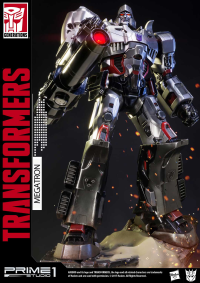 Premium Masterline Transformers: Generation 1 Megatron 7