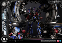 Museum Masterline Transformers: Dark of the Moon (Film) Optimus Prime Weapons Depot 14