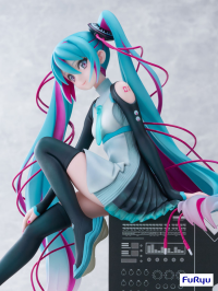 Hatsune Miku × MTV 1/7 Scale Figure 10