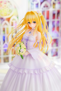 Golden Darkness Wedding Dress ver. 3