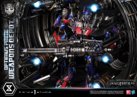 Museum Masterline Transformers: Dark of the Moon (Film) Optimus Prime Weapons Depot Bonus Version 19