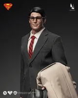 Queen Studios INART — Superman (1978) - Superman 1/6 Collectible Figure（Premium Version） - DC Comics - photo 36