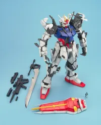 BANDAI HOBBY PG GAT-X105 Strike Gundam - Mobile Suit Gundam SEED - photo 4