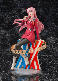 DARLING in the FRANXX 1/7 Scale Figure Zero Two 4
