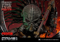 Premium Masterline Predator (Comics) Cracked Tusk Predator 2