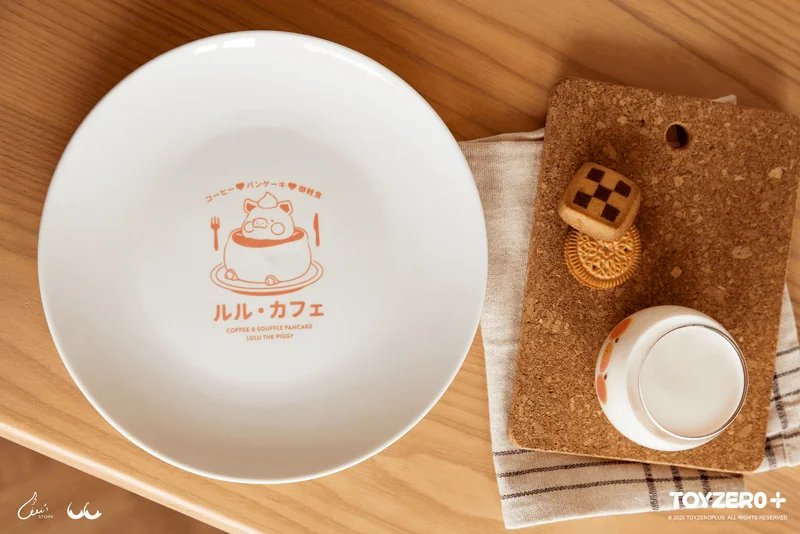 TOYZEROPLUS LuLu the Piggy - 25cm Ceramics Plate - LuLu The Piggy