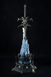HEX Collectibles World of Warcraft® Frostmourne Sword Ice Pedestal - Blizzard - photo 1