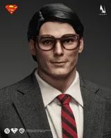 Queen Studios INART — Superman (1978) - Superman 1/6 Collectible Figure（Premium Version） - DC Comics - photo 19