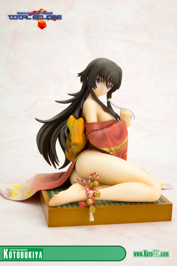 MUL LUV ALTERNATIVE TOTAL ECLIPSE YUI TAKAMURA GEKKA ANI STATUE