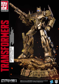 Premium Masterline Transformers: Generation 1 Optimus Prime Gold Version 17