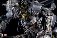 Transformers: Revenge of the Fallen - DLX Jetfire 4