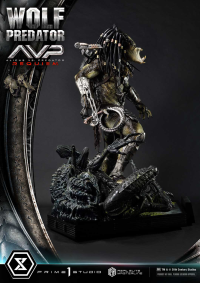 Real Elite Masterline Aliens vs. Predator: Requiem Wolf Predator DX Bonus Version 63