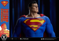 Premium Masterline Justice (Comics) Superman 25