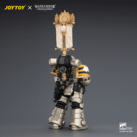 Iron Warriors MkII Legionary1 with Vexilla, Bolter and Bolt Pistol 2