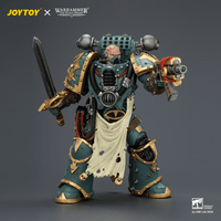 Sons of Horus Maloghurst the Twisted, the Warmaster's Equerry with Legion Standard and Banestrike Bolter 5