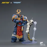 Ultramarines Ferren Areios with Thunder Hammer and Bolt Pistol 4