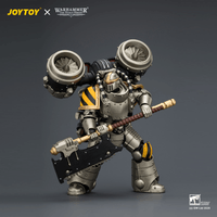 Iron Warriors MkII Assault Legionary2 with Bolt pistol & Heavy chain axe 3